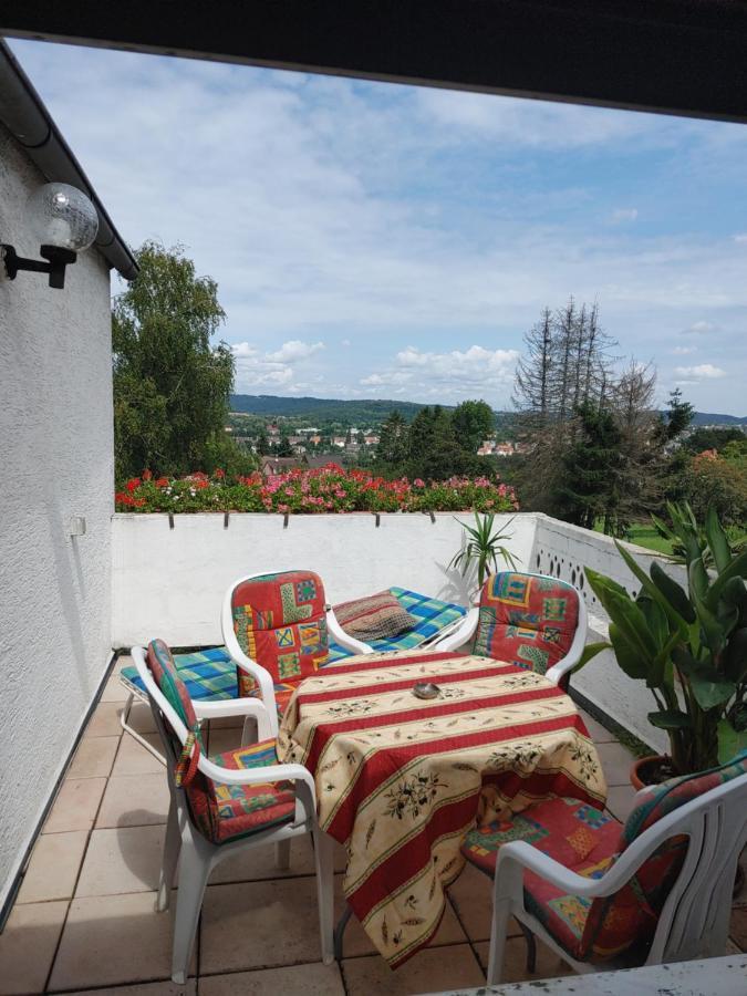 Ferienwohnung Mit Aussicht ซาร์บรึคเคน ภายนอก รูปภาพ